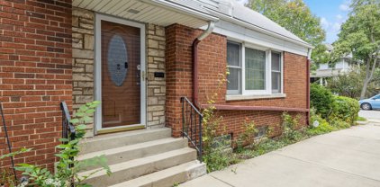 805 Gunderson Avenue, Oak Park