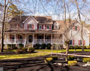 11 Larsen Park Dr, Medford image