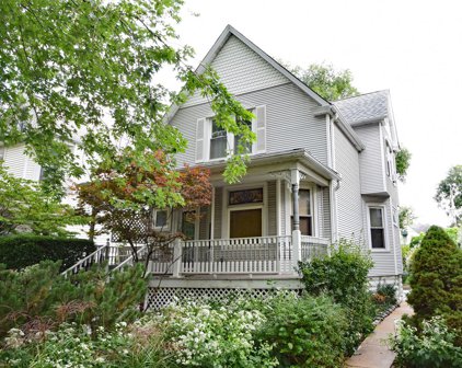 4107 N Springfield Avenue, Chicago