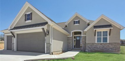 7095 NW Magnus Court, Parkville