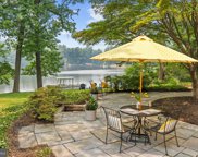 6316 Lakeview Dr, Falls Church image
