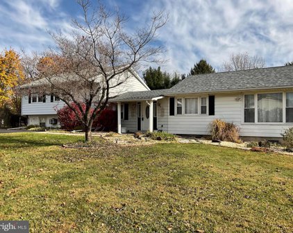 84 N 61st St, Harrisburg