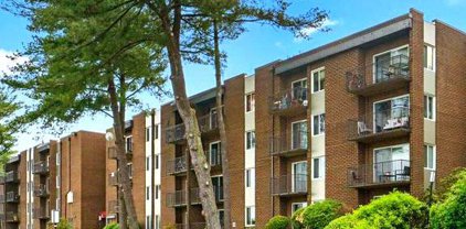 75 S Reynolds St Unit #418, Alexandria