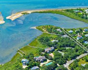 134 Middle Pond Road, Southampton image