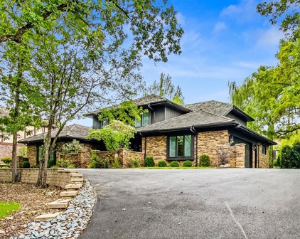 11420 Burr Oak Lane, Burr Ridge