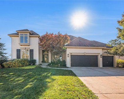 8155 Westlake Drive, Parkville