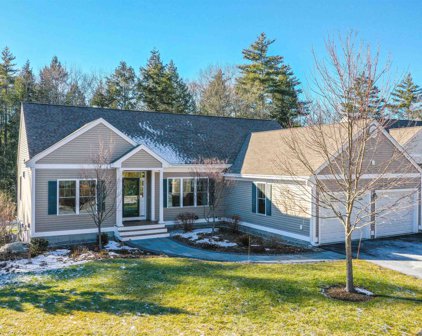 21 Trailside Drive, Amherst