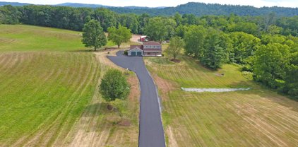 1130 E Lisburn Rd, Mechanicsburg