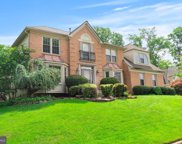 2151 Westglen   Court, Vienna image