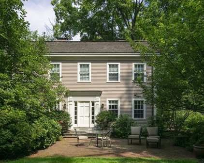 87 Hancock St, Lexington