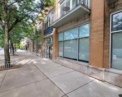 1628 W Montrose Avenue, Chicago