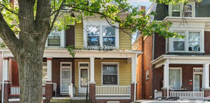 2027 Chestnut St, Harrisburg