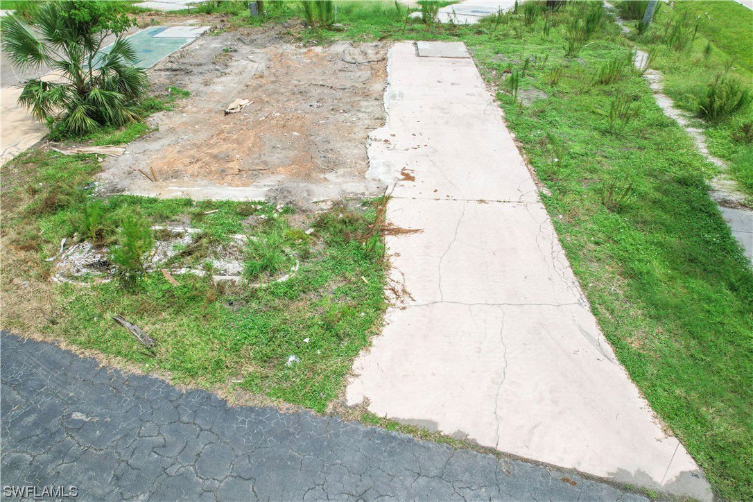 105 Oak Lane, Fort Myers, 33908