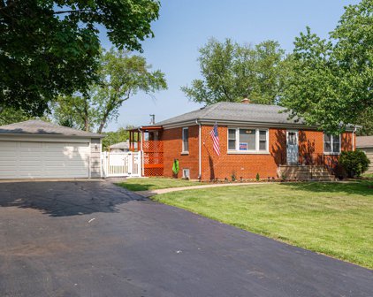 2N330 Diane Avenue, Glen Ellyn