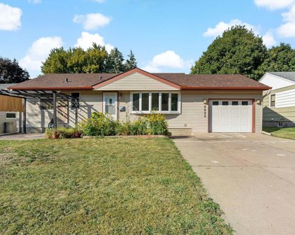 8020 W 34 1/2 Street, Saint Louis Park