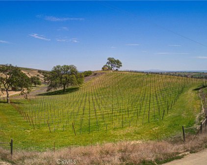 7275 Nonpariel Road, Paso Robles