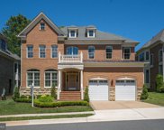 8420 Falcone Pointe   Way, Vienna image