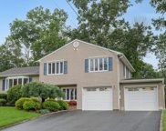 4 Crescent Dr, Hanover Twp. image