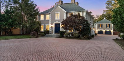 1500 Collingwood Rd, Alexandria