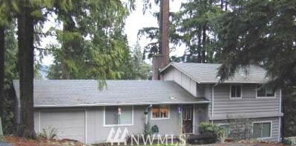 475 SW Forest Drive, Issaquah