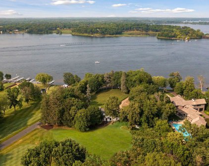 2669 Woodbridge Road, Minnetonka Beach