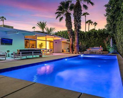 226 N Airlane Drive, Palm Springs