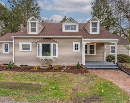 939 Monson Rd, Wilbraham