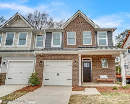 6462 Keeton  Lane Unit #Lot 123, Harrisburg