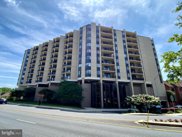 4242 E West Hwy Unit #914, Chevy Chase image