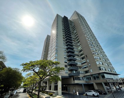 6301 N Sheridan Road Unit #2W, Chicago