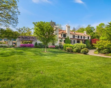 132 Liberty Corner Rd, Far Hills Boro