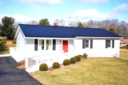 730 Rolling Hills Drive, Wytheville