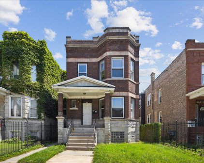 905 N Leclaire Avenue, Chicago
