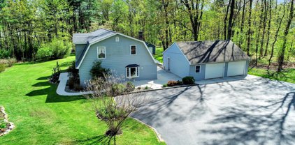 1670 Holtz Rd, Enola