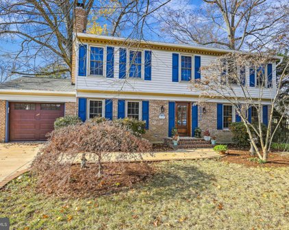 8604 Riverside Rd, Alexandria