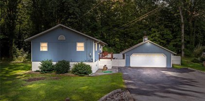 1643 County Route 57, Volney