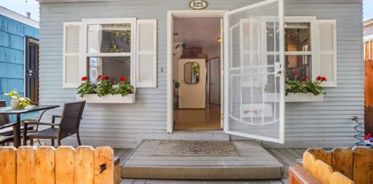 825 Queenstown Ct, Pacific Beach/Mission Beach