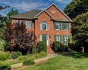 4608 Carriagebrook Court, Clemmons image