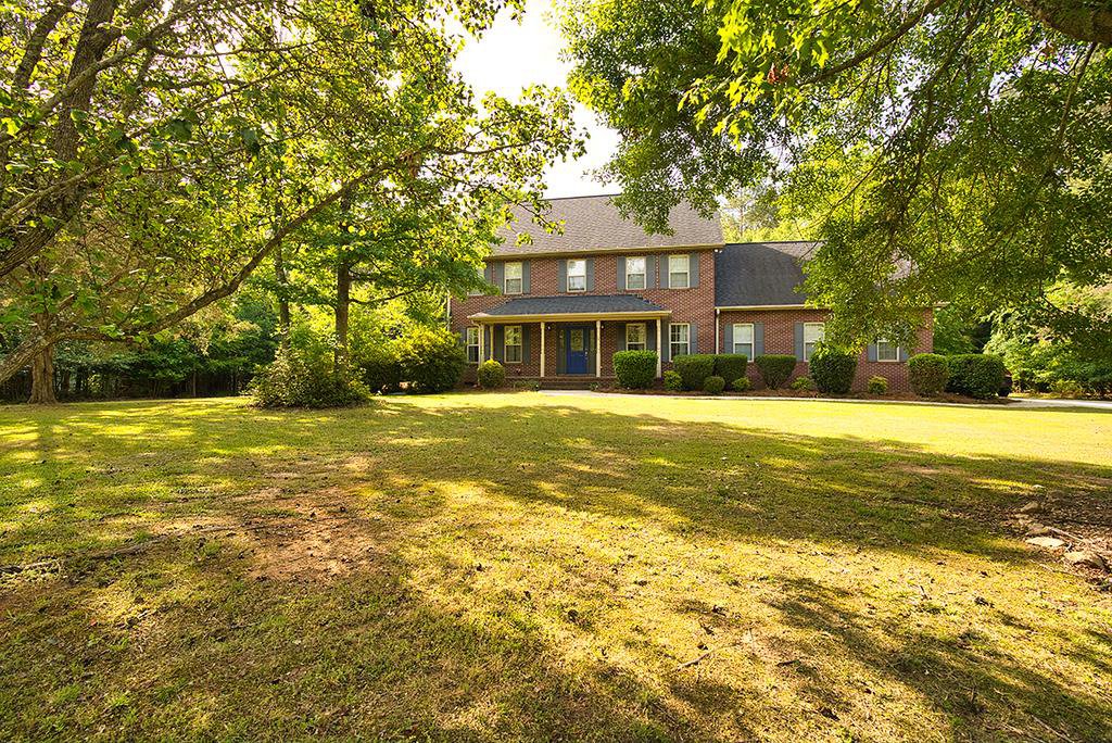 316 Pucketts Pointe Road, Greenwood, 29649
