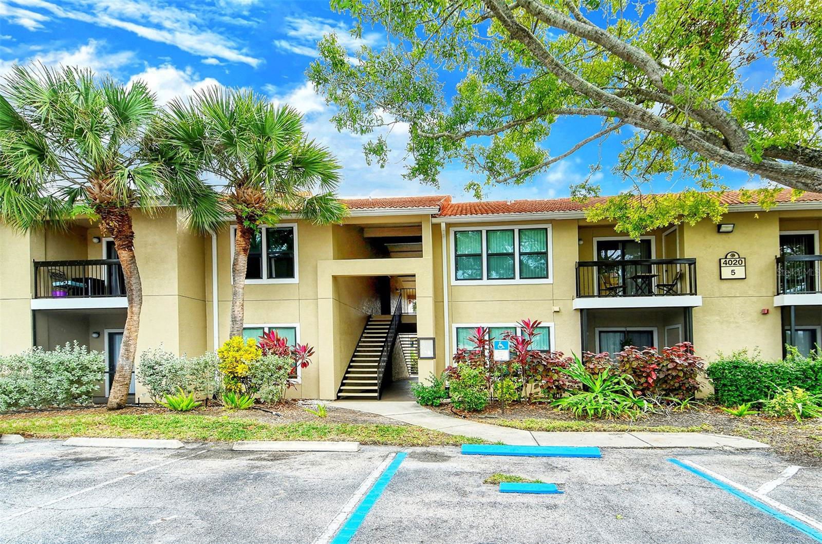 4020 Crockers Lk Boulevard Unit 522, Sarasota, Palmer Ranch, FL 34238
