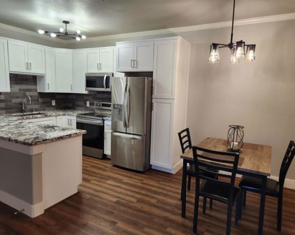 10001 Woodcreek Oaks Boulevard Unit #824, Roseville