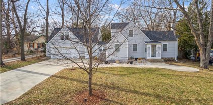 5018 Wells Drive, Roeland Park