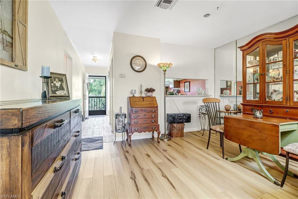 5295 Treetops DR Unit V203, Naples, 34113