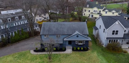 515 New Durham Rd, Metuchen Boro