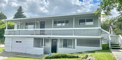 1718 Scenic Drive, Everett