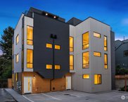 9212 B Roosevelt Way NE, Seattle image