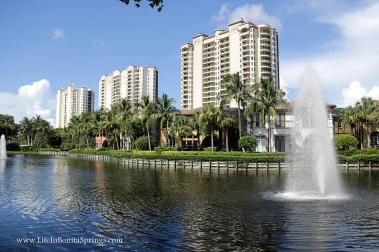Lake fountain at Villa Trevi, The Colony Golf and Bay Club, Bonita Springs