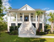 2789 Oak Manor Drive, Mount Pleasant image