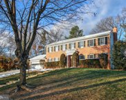 2402 Riviera   Drive, Vienna image