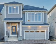 825 Windrow  Green Sw, Airdrie image